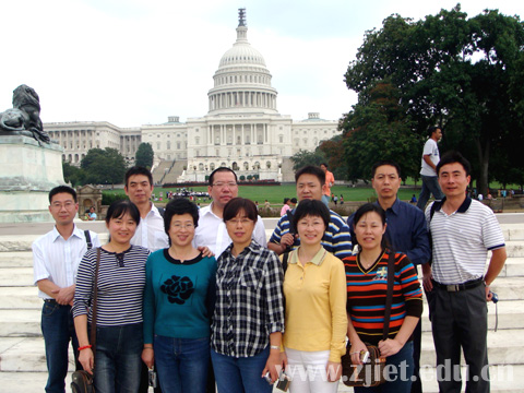 美国中层人口_美国国旗(2)