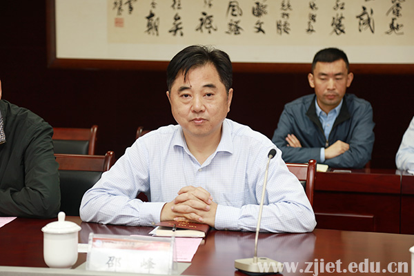 开发区调研3.jpg