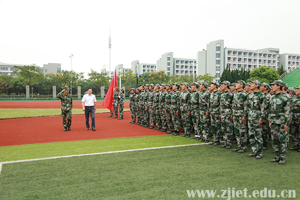 军训汇报2.jpg