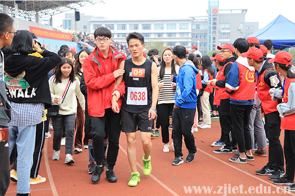 运动会闭幕式12-jpg.jpg